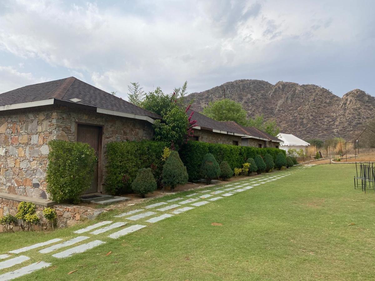 Grass Field Valley Resort Jaipur Dış mekan fotoğraf