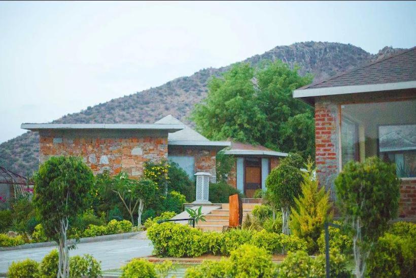 Grass Field Valley Resort Jaipur Dış mekan fotoğraf