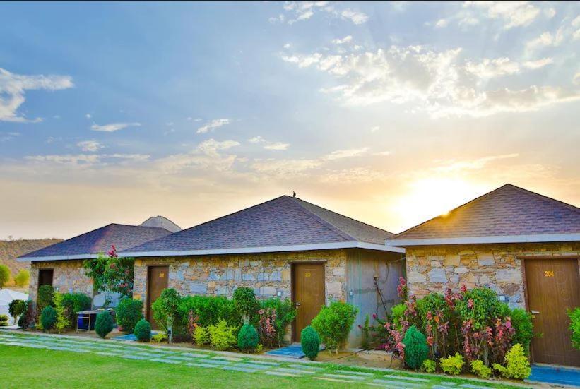 Grass Field Valley Resort Jaipur Dış mekan fotoğraf